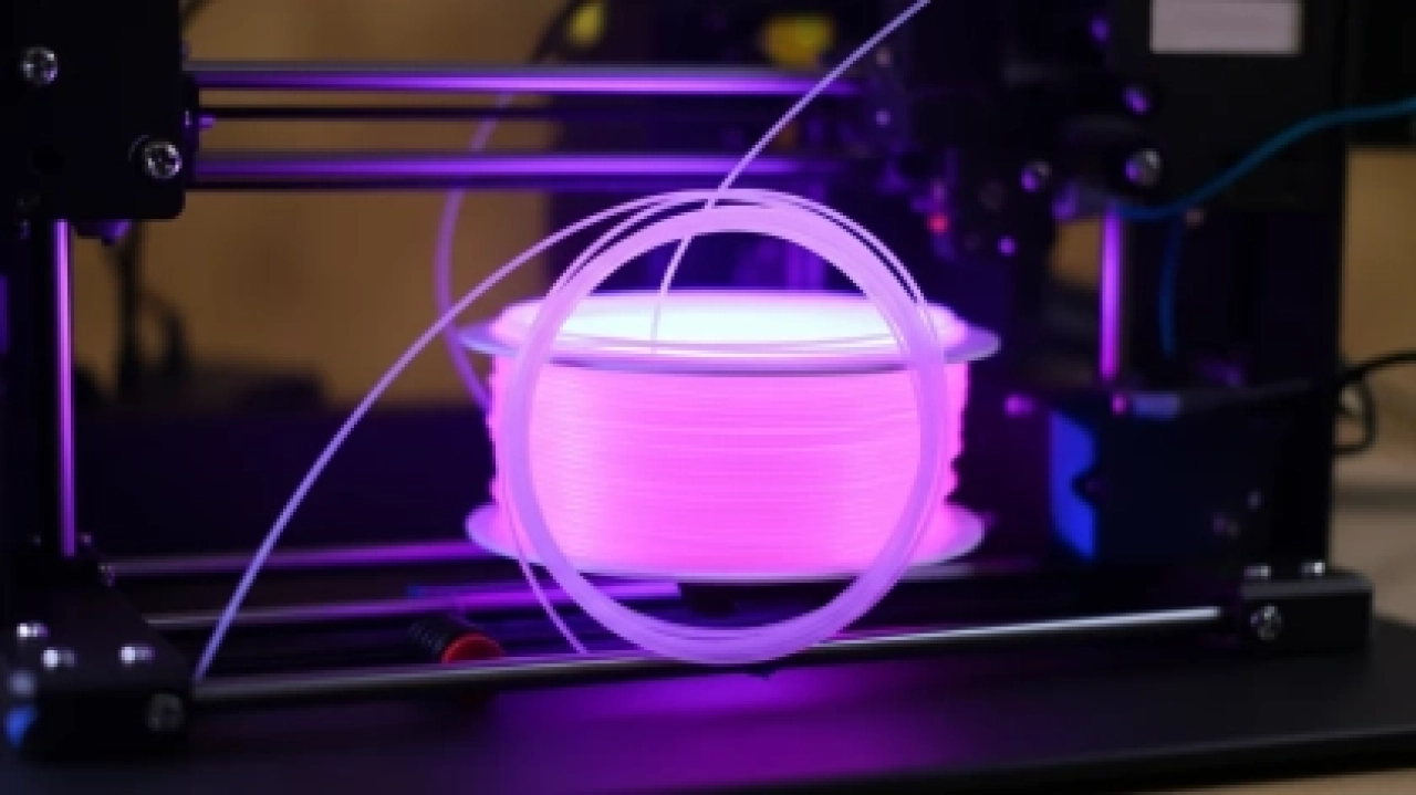 Jak wybrać plastik do drukarki 3D: kompletny przewodnik dla początkujących