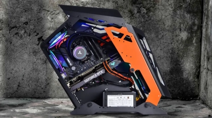 PC Artline QUBE STALKER