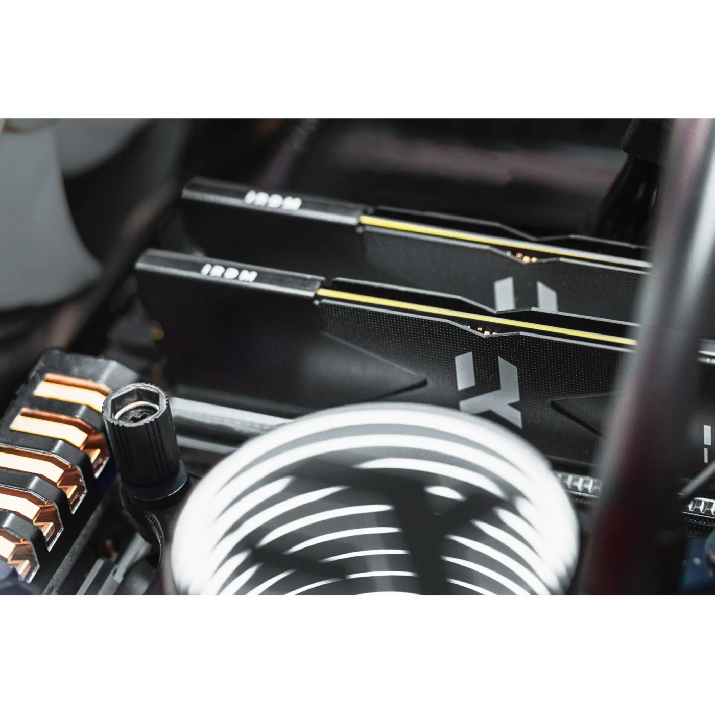 Moduł pamięci Goodram IRDM DDR5-6400 32GB (2x16GB) CL32 (IR-6400D564L32S/32GDC) cena - zdjęcie 5